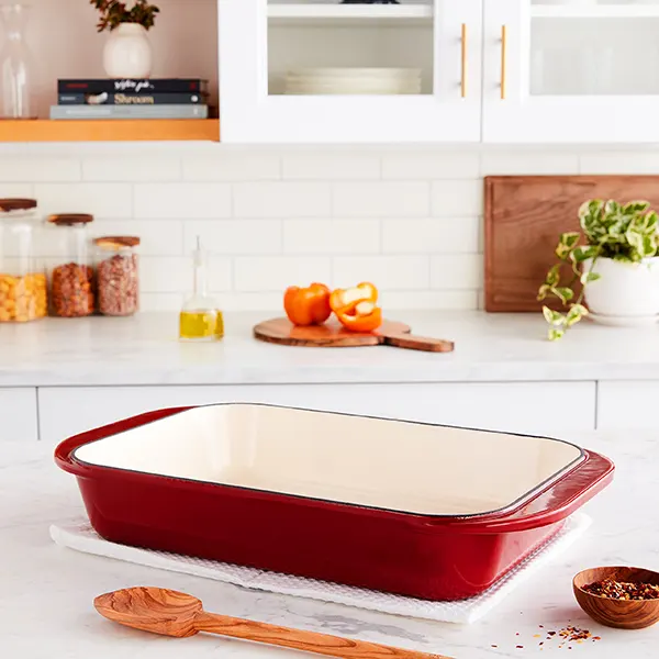 Chef’s Classic™ Enameled Cast Iron Cookware