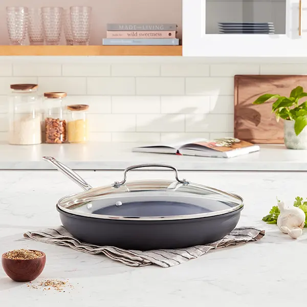 Chef's Classic™ Nonstick Hard Anodized